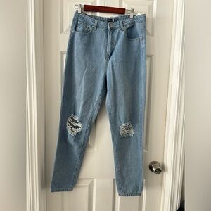 Size 8 Boohoo mom jeans